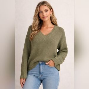 Aerie Sage V-Neck Women's Sweater